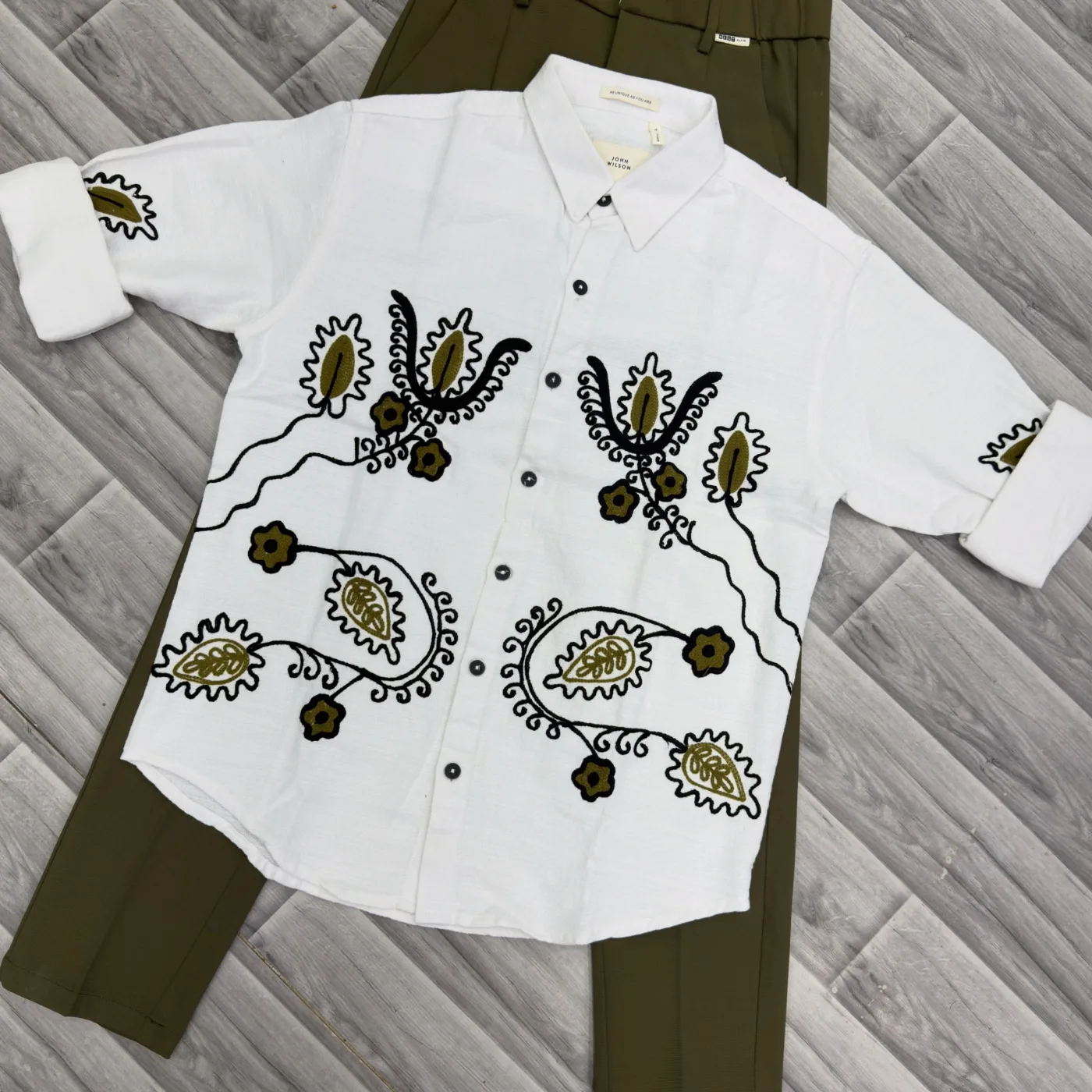 Ivory Bloom Paisley Embroidered Full Sleeve Shirt